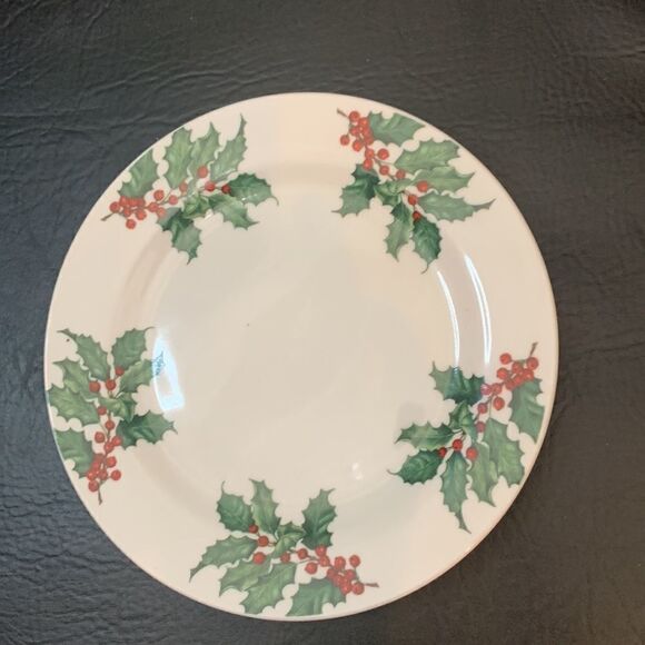 Hallmark Poinsettia Green Red Christmas Holiday 7 1/2 Inch Salad Dessert Plate - Picture 2 of 6
